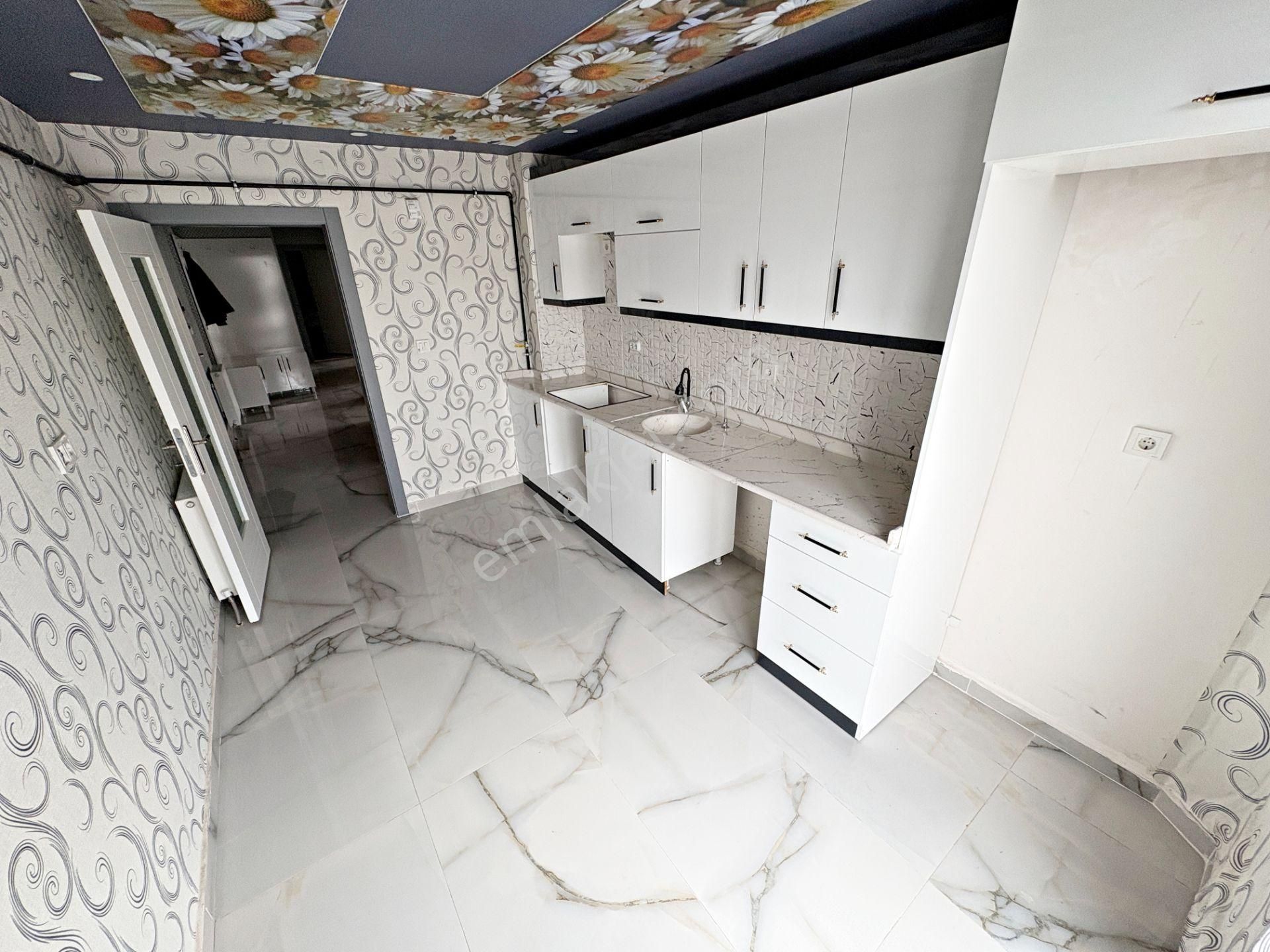 3+1 3.kat Cadde Paraleli Yeni Bina Toplu Taşımaya Ulaşımı Kolay - Görsel 5