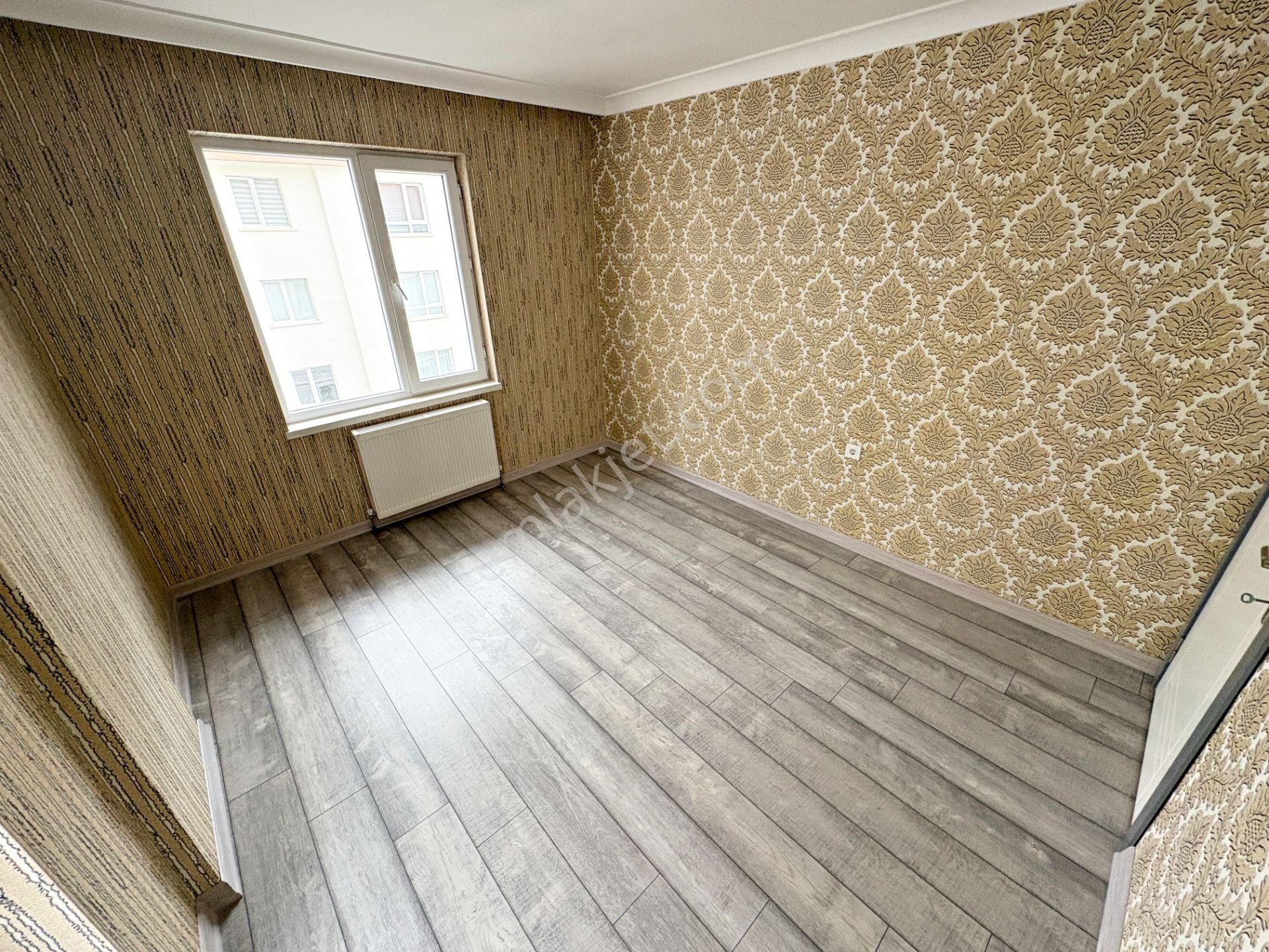 3+1 3.kat Cadde Paraleli Yeni Bina Toplu Taşımaya Ulaşımı Kolay - Görsel 27