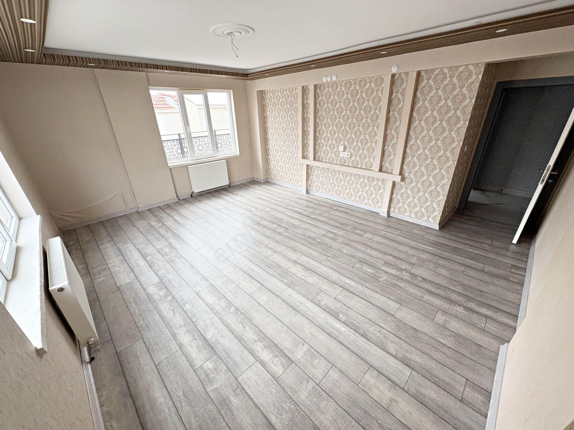 3+1 3.kat Cadde Paraleli Yeni Bina Toplu Taşımaya Ulaşımı Kolay - Görsel 12