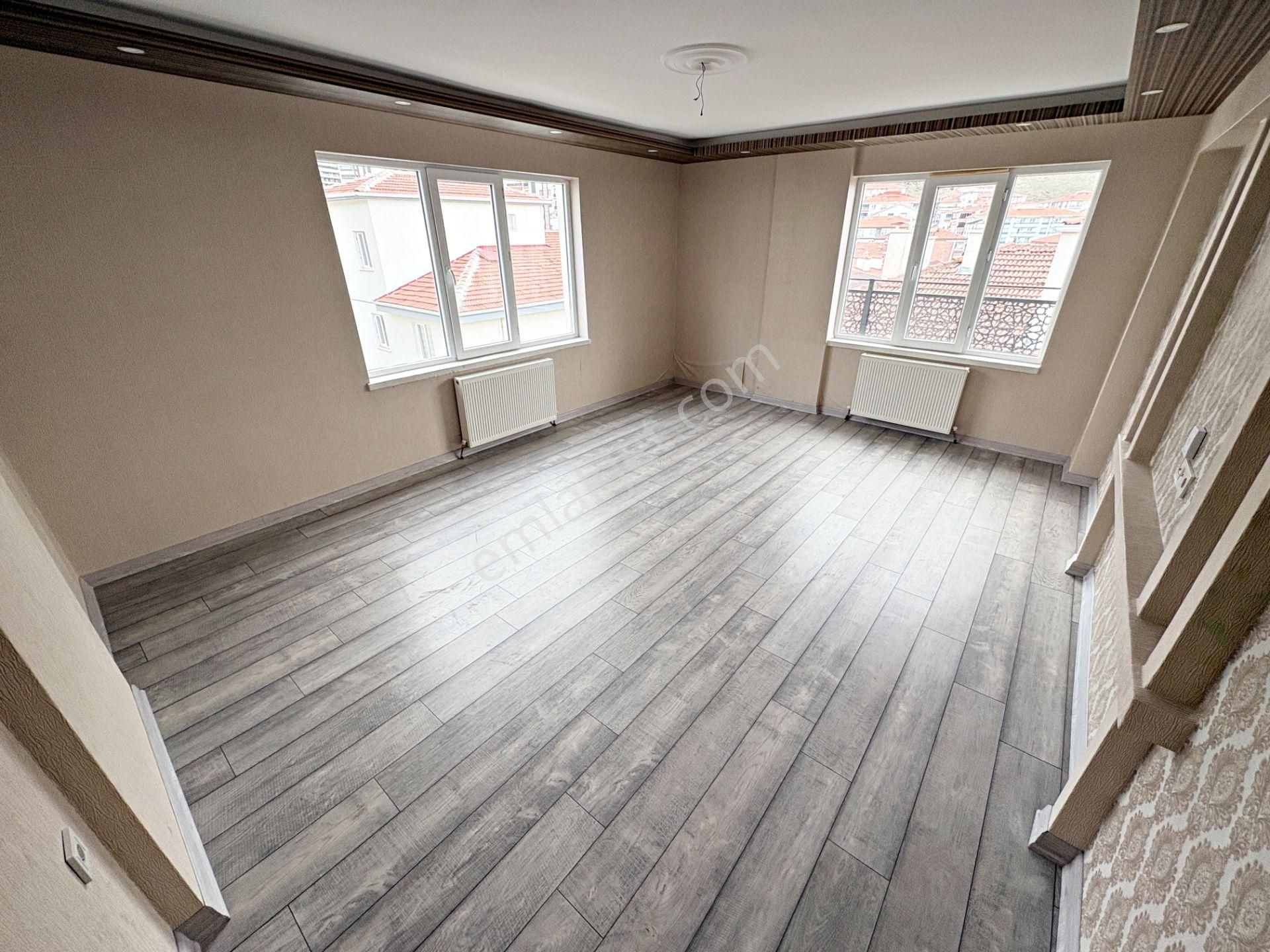 3+1 3.kat Cadde Paraleli Yeni Bina Toplu Taşımaya Ulaşımı Kolay - Görsel 11