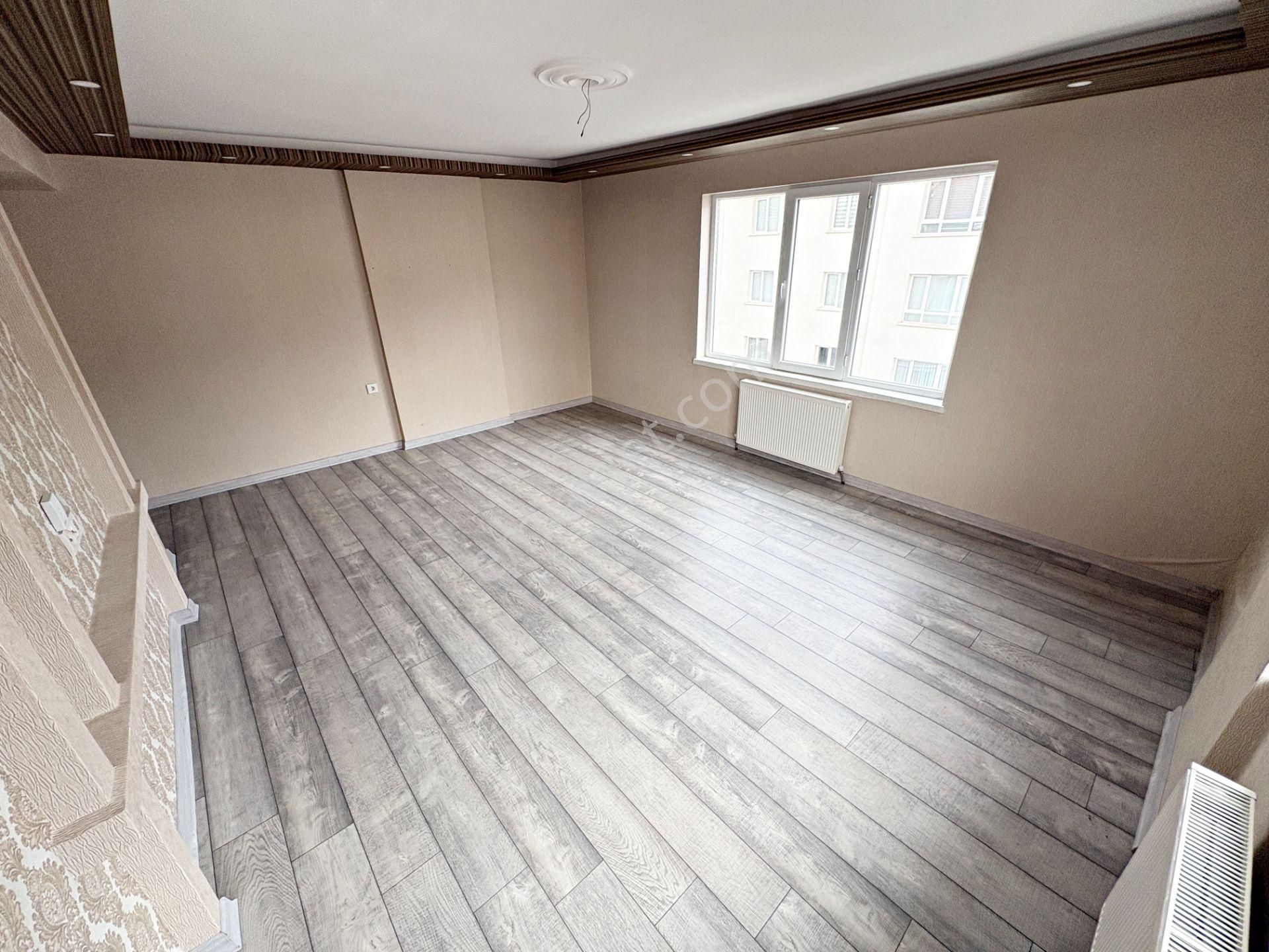 3+1 3.kat Cadde Paraleli Yeni Bina Toplu Taşımaya Ulaşımı Kolay - Görsel 14