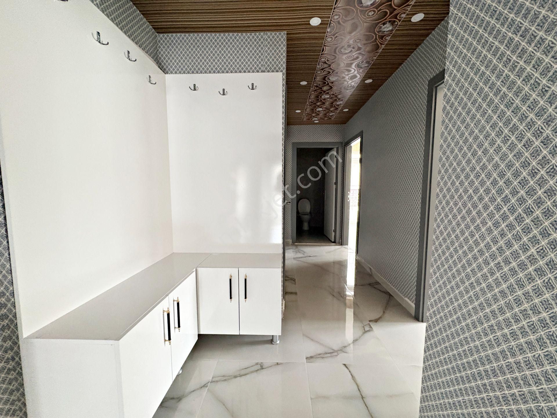 3+1 3.kat Cadde Paraleli Yeni Bina Toplu Taşımaya Ulaşımı Kolay - Görsel 35