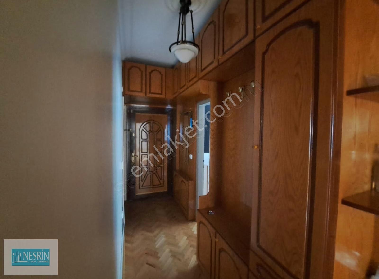 Nesrin Emlak Güveniyle F.s.m Caddesi Üzerinde Oturmaya Hazır 3+1 - Görsel 17