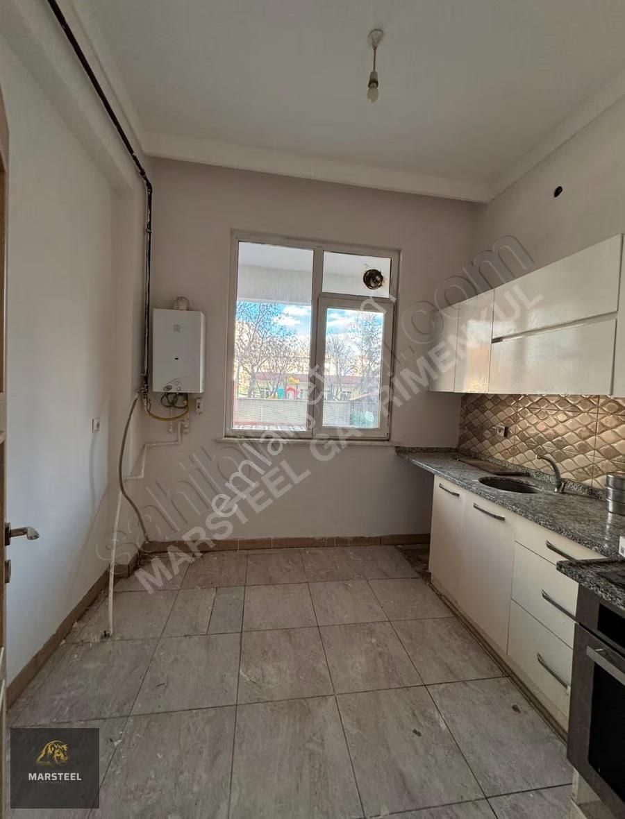 Acil ! Şefikcanda 4+1 Site İçi Kapalı Otoparklı Fırsat Daire - Görsel 4