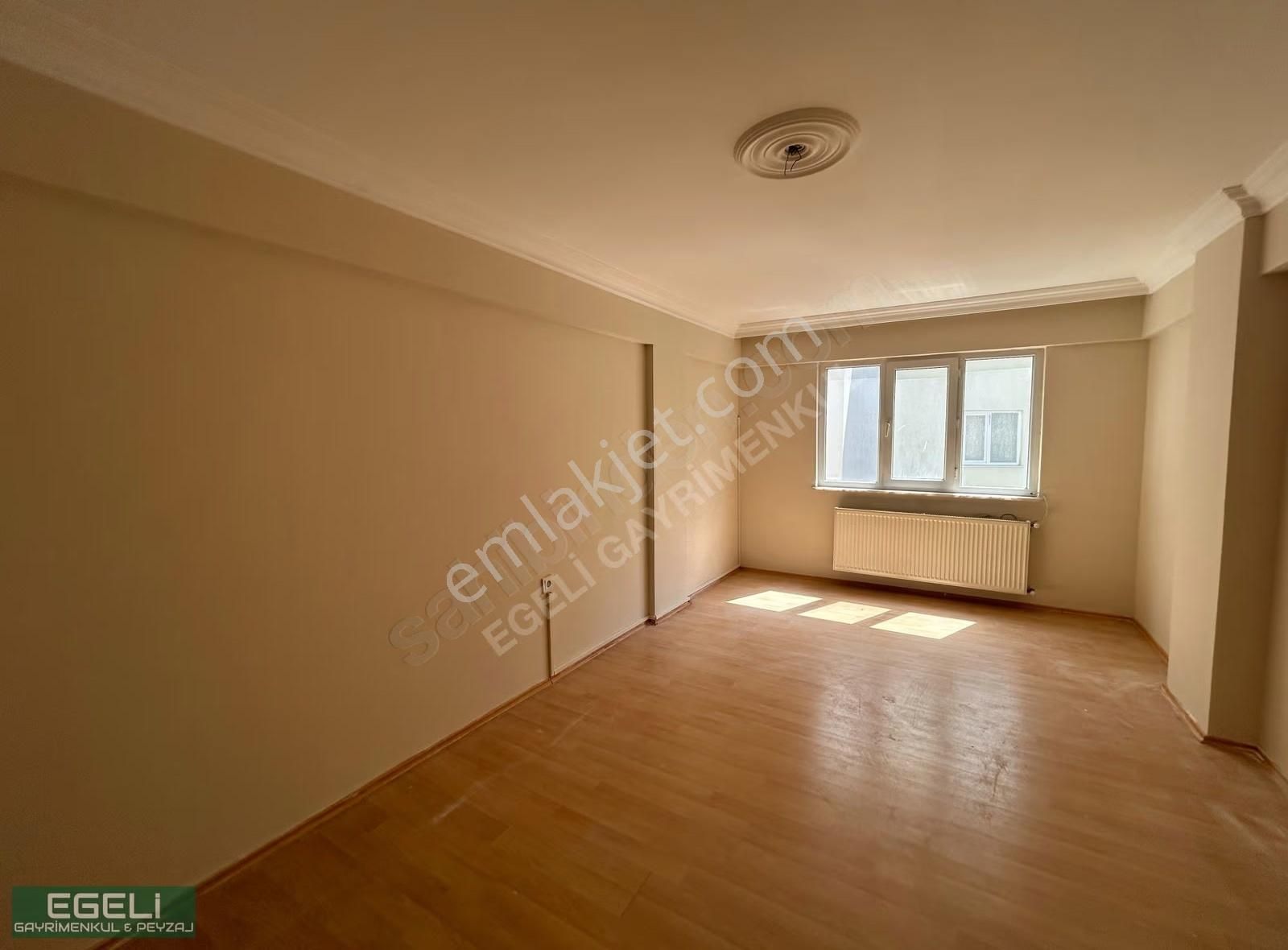 Egeli'den Görükle Merkez'de 3+1 Eşyasız Satılık Daire - Görsel 14