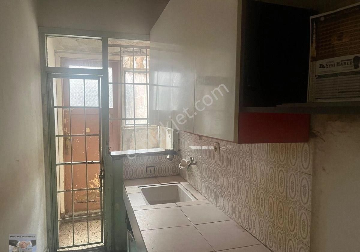 Tekirdağ Süleymanpaşa Orta Cami Mahallesi Valilik Arkası Satılık 2 + 0 Daire - Görsel 9