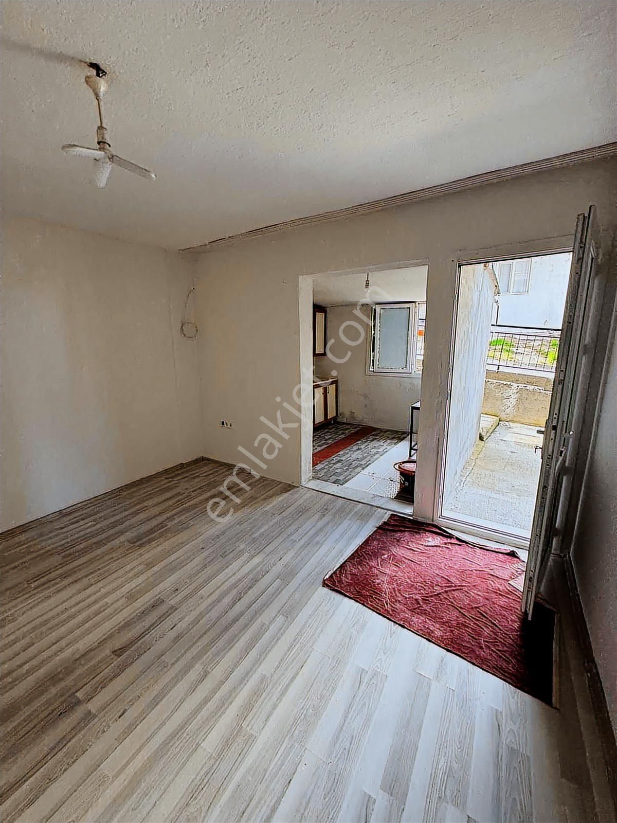 Bornova Eğriderede 1+1 Kiralık! Merkezi Konumda Daire - Görsel 8
