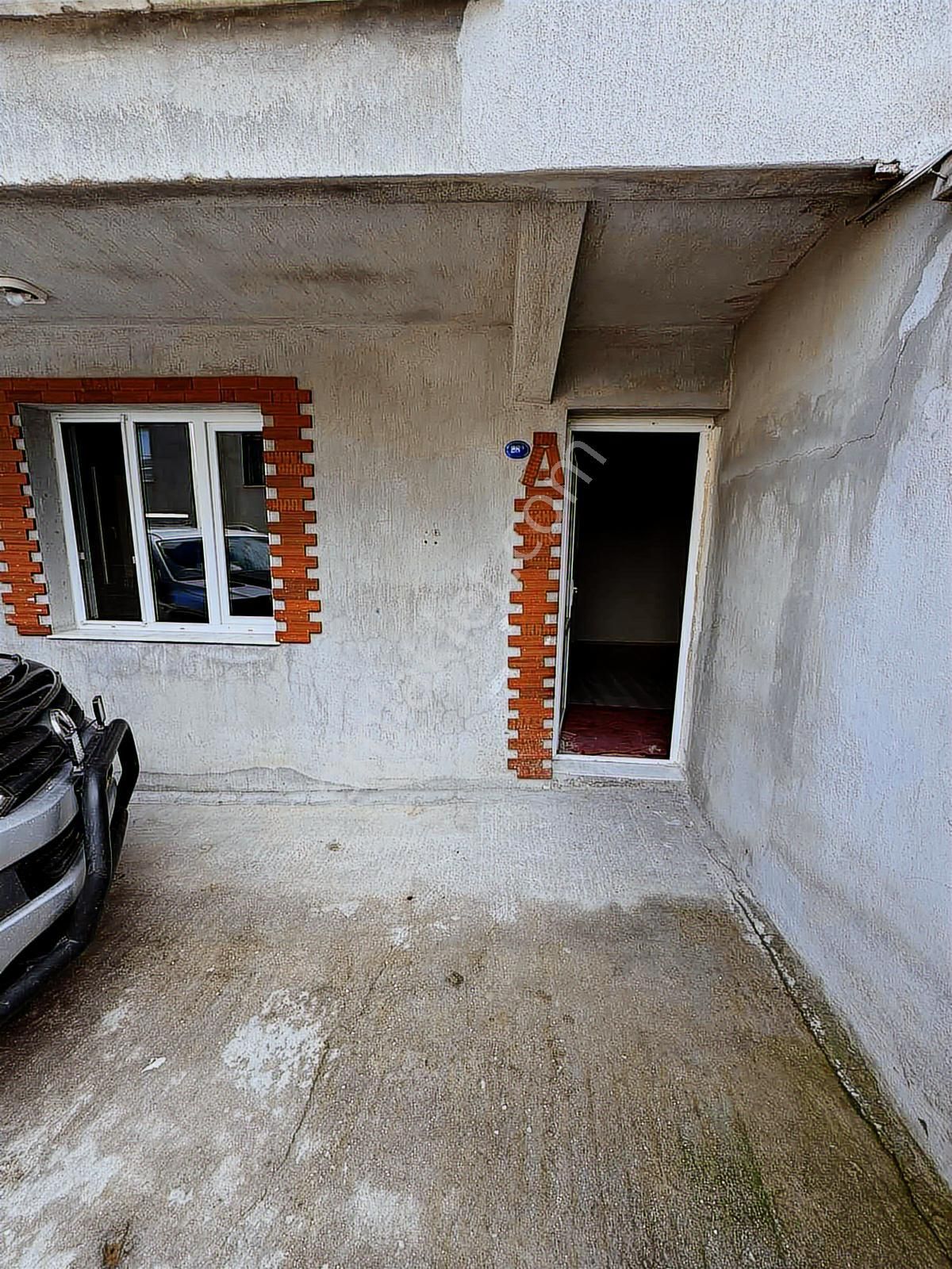 Bornova Eğriderede 1+1 Kiralık! Merkezi Konumda Daire