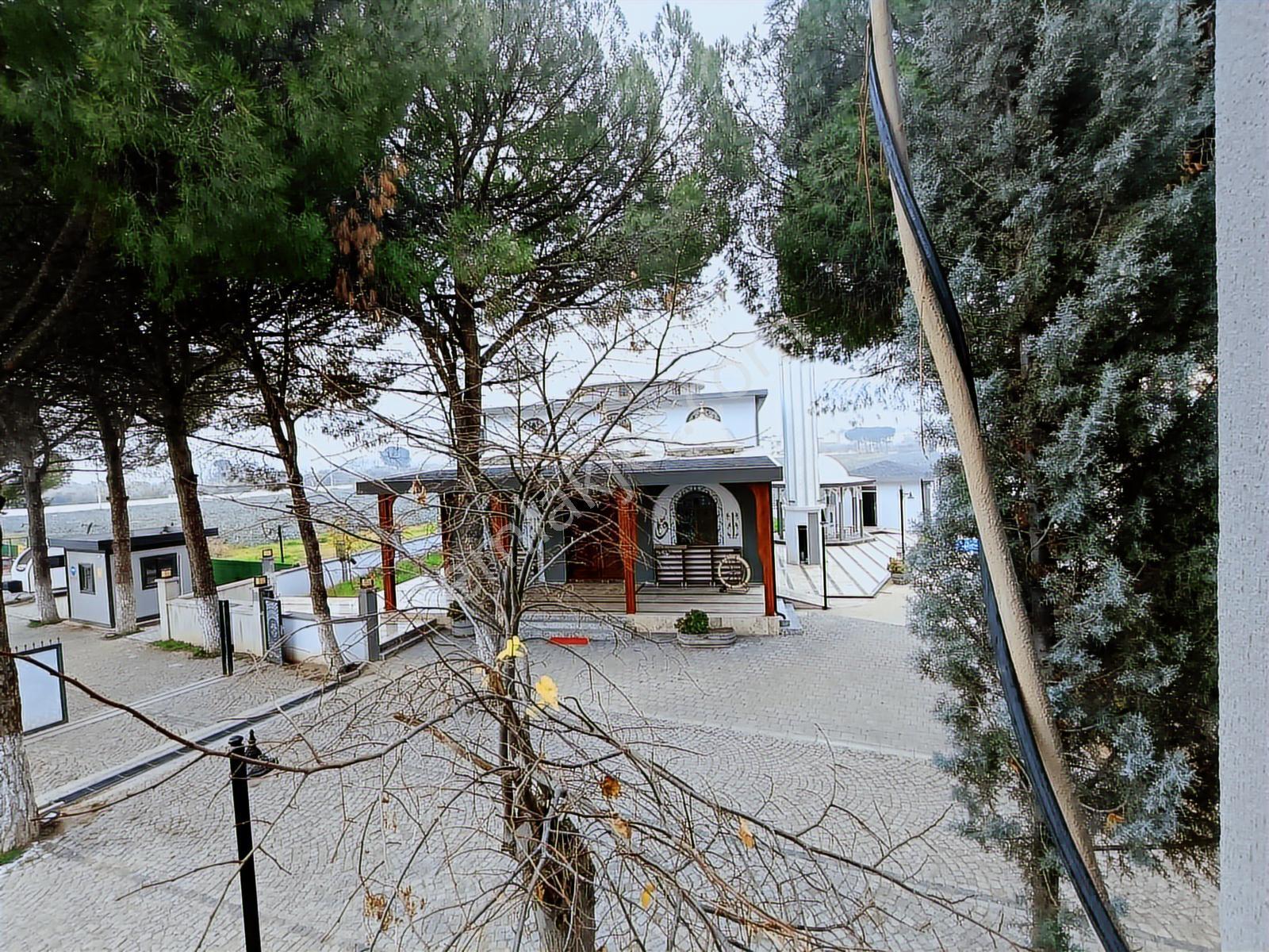 İzmir Kemalpaşa Örnekköy Kiralık 5+1 Villa - Görsel 27