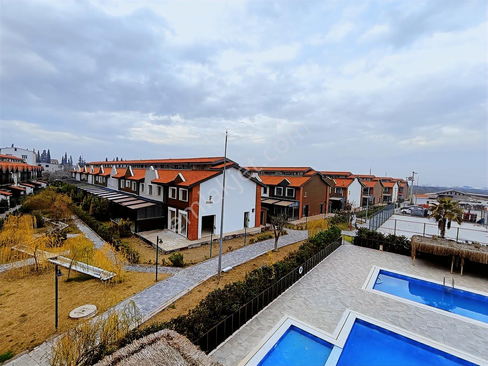 İzmir Kemalpaşa Örnekköy Kiralık 5+1 Villa - Görsel 29