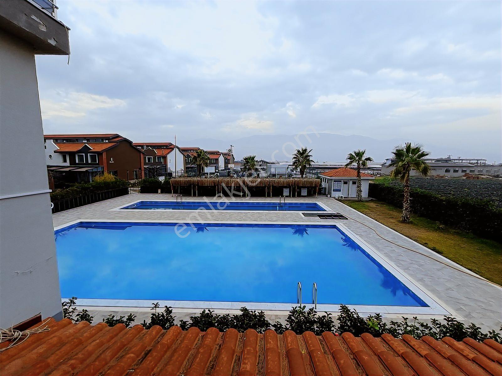 İzmir Kemalpaşa Örnekköy Kiralık 5+1 Villa - Görsel 34