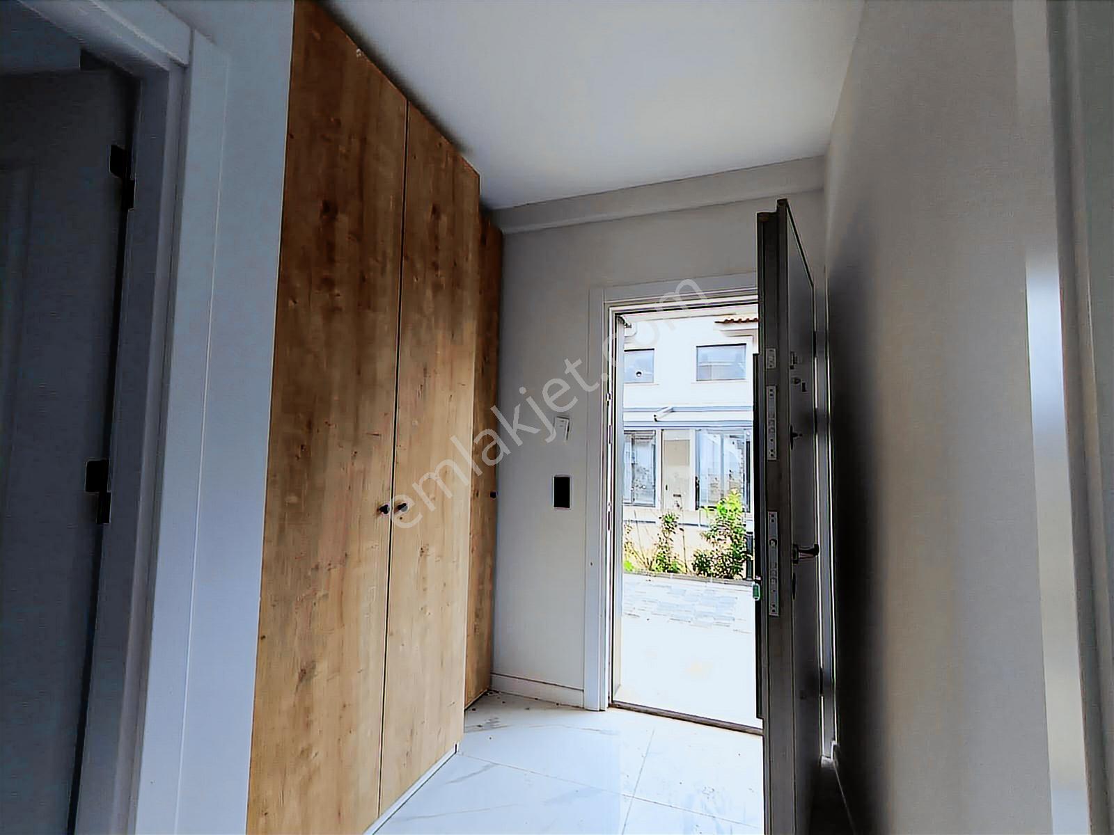 İzmir Kemalpaşa Örnekköy Kiralık 5+1 Villa - Görsel 7