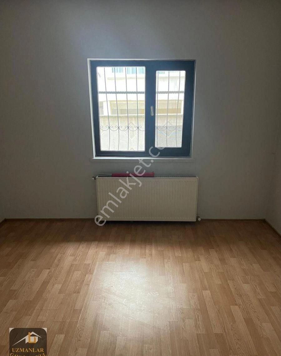 Süvari Mahallesinde Satılık Yüksek Kot Cam Balkonlu 2+1 Daire