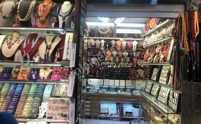 Kapalı Çarşıda İşlek Lokasyonda Satılık 16 M2 Fırsat Dükkan - Görsel 5