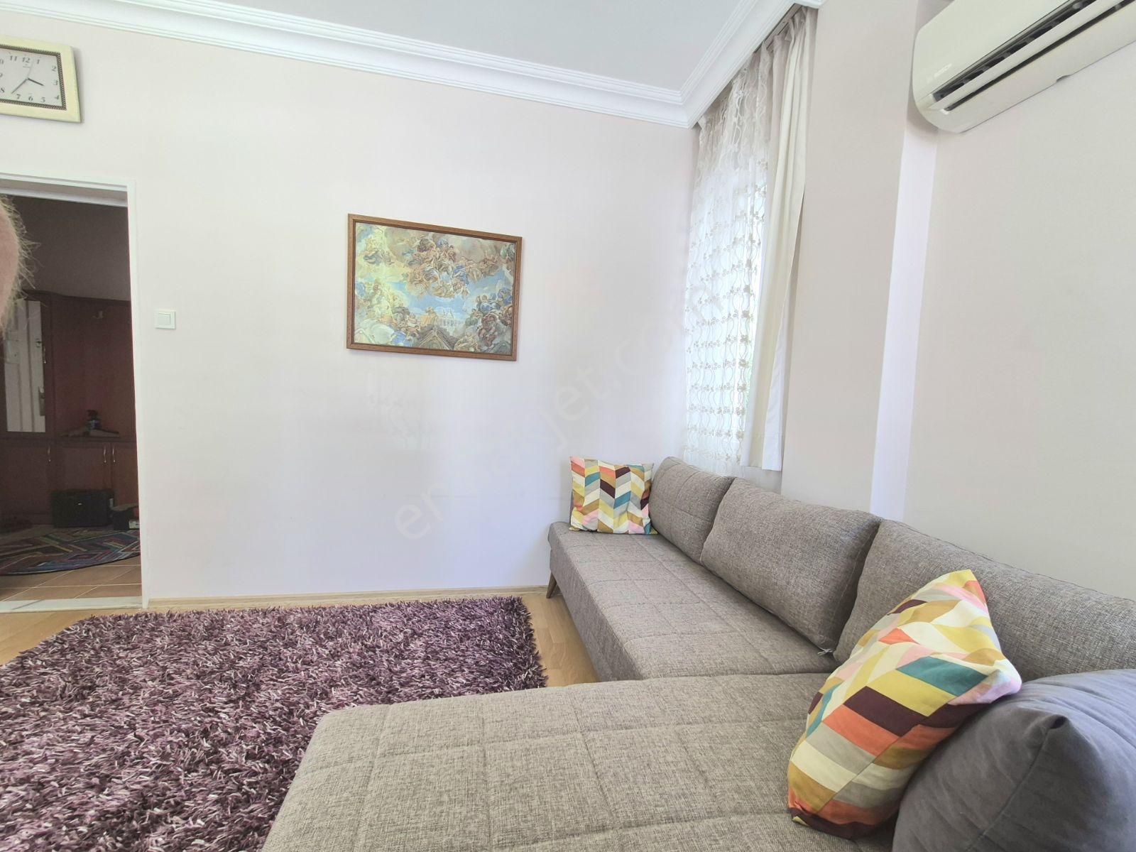Güzeloba Düden Parka Sahile Yakın Eşyalı Kiralık 2+1 - Görsel 2