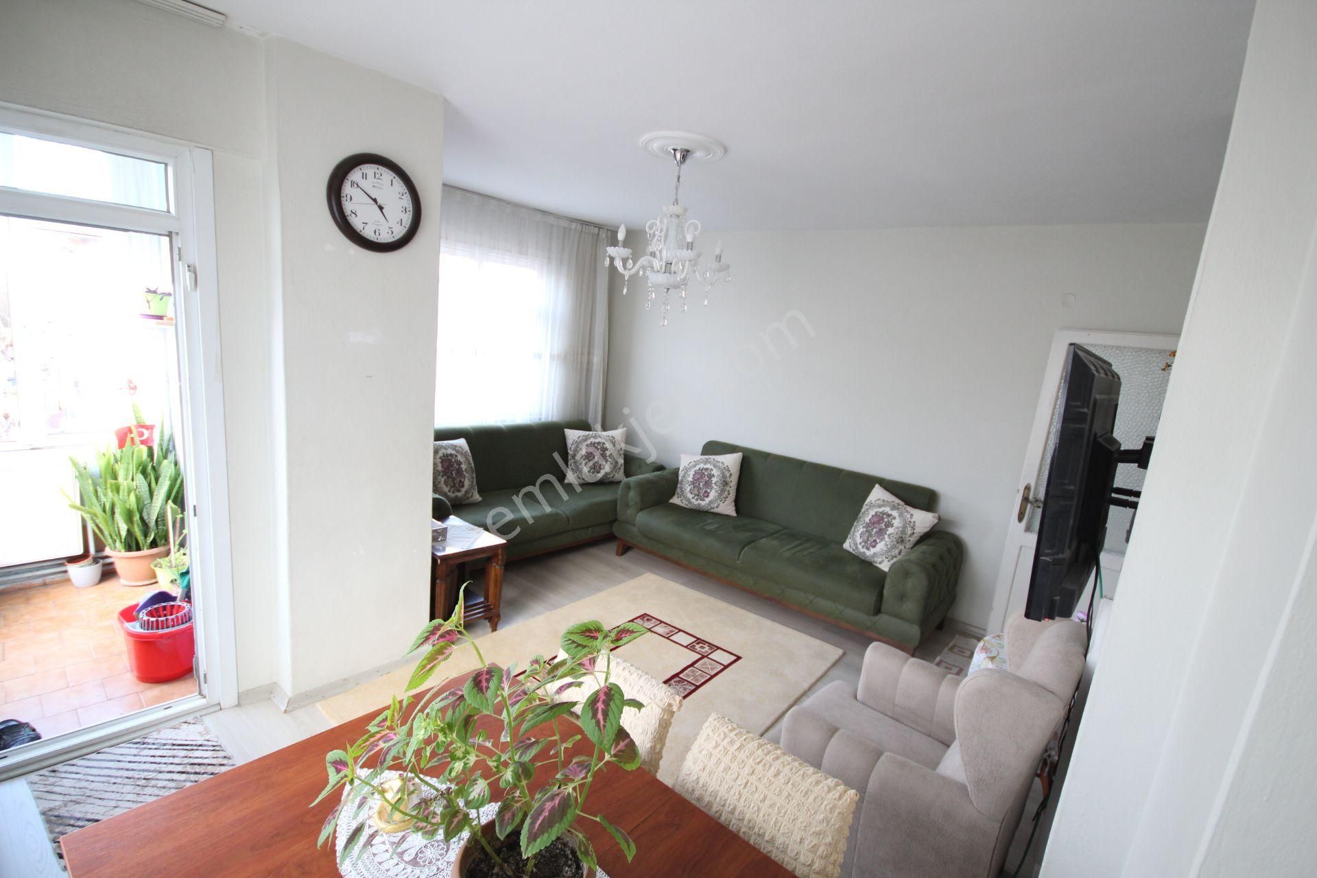 Old City'den B.evler Ç.paşa Cd Üzerinde 2+1 80m2 Kentseli Yok... - Görsel 3