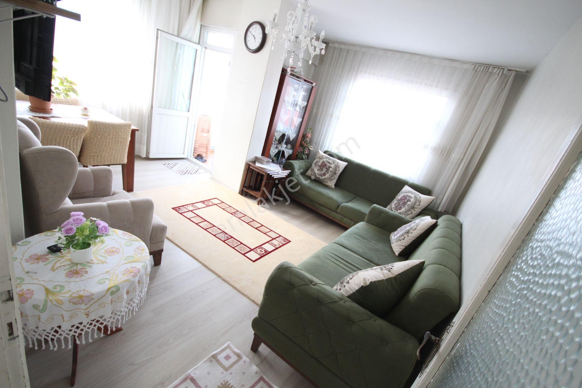 Old City'den B.evler Ç.paşa Cd Üzerinde 2+1 80m2 Kentseli Yok... - Görsel 4