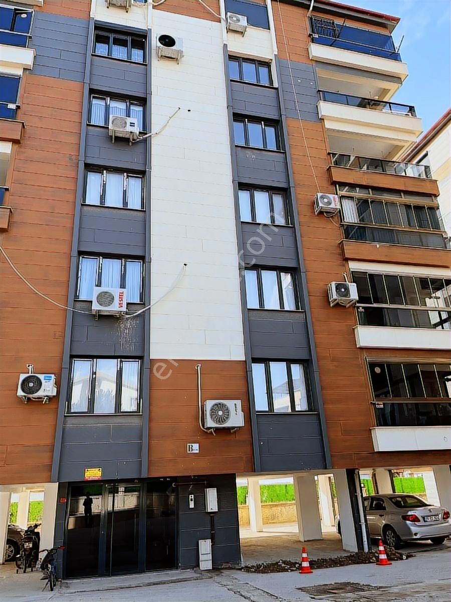Selvilitepe Mah. Site İçinde Satılık Arakat Daire - Görsel 18