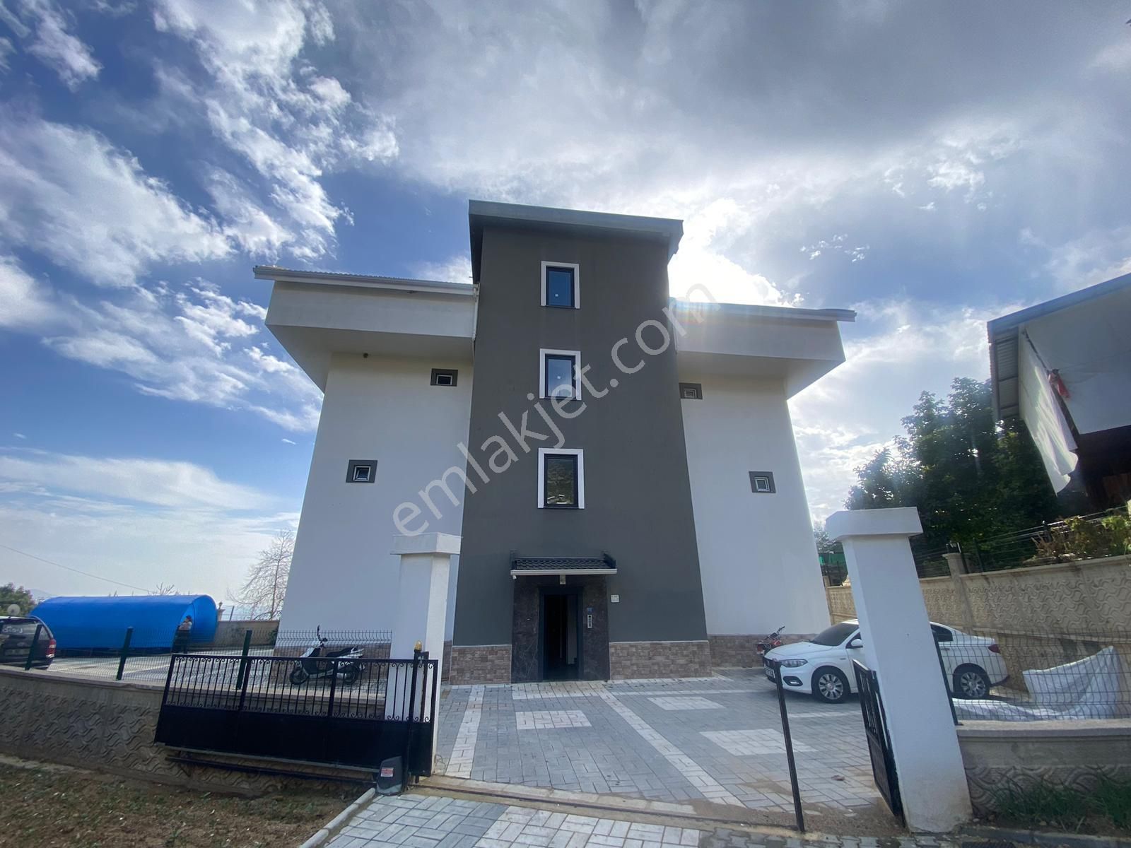 Sugözü Mahallesinde Satılık 2+1 Daire - Görsel 6