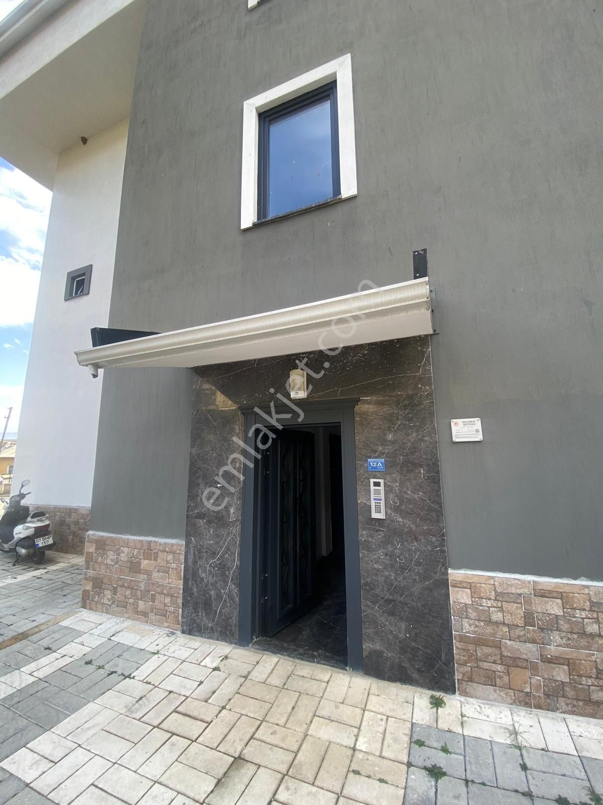 Sugözü Mahallesinde Satılık 2+1 Daire - Görsel 25