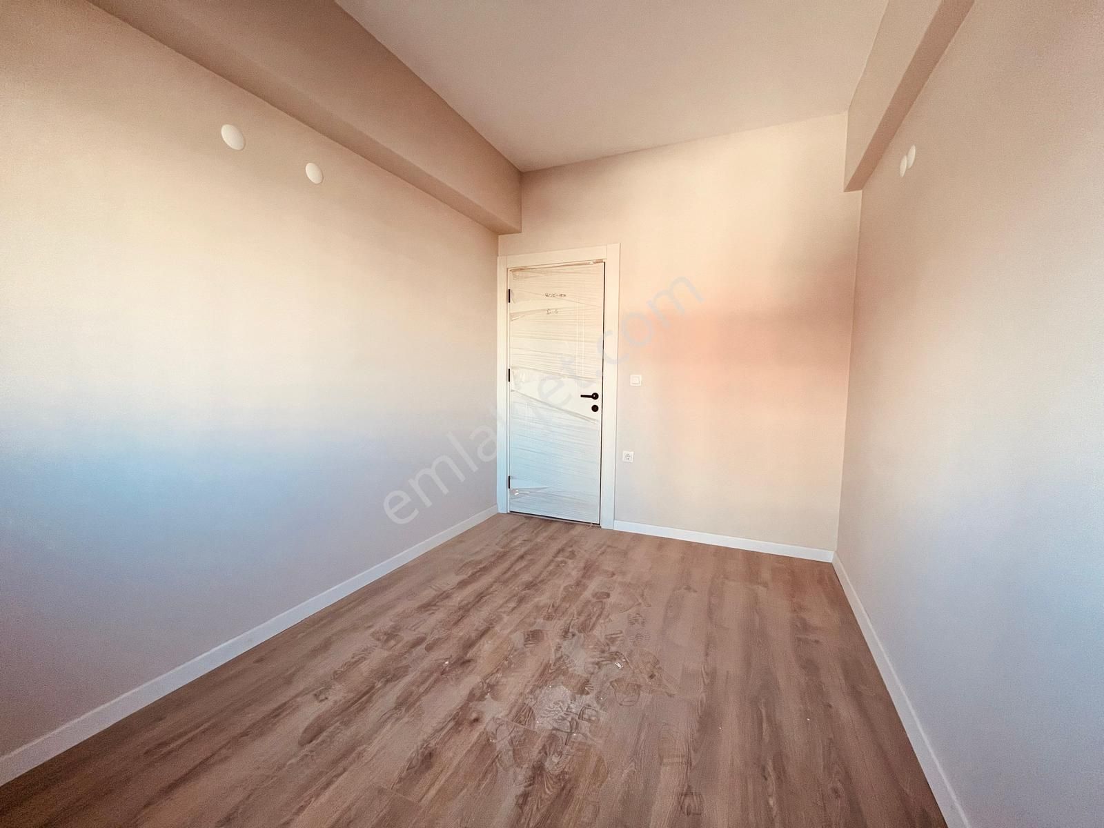 Çiğli Ataşehir'de Havuzlu Sitede 3+1 Kiralık Daire - Görsel 29