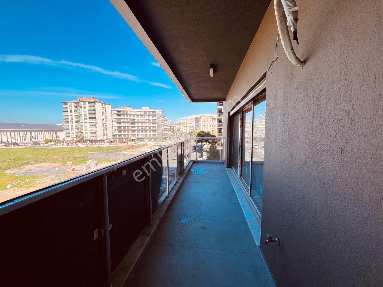 Çiğli Ataşehir'de Havuzlu Sitede 3+1 Kiralık Daire - Görsel 17