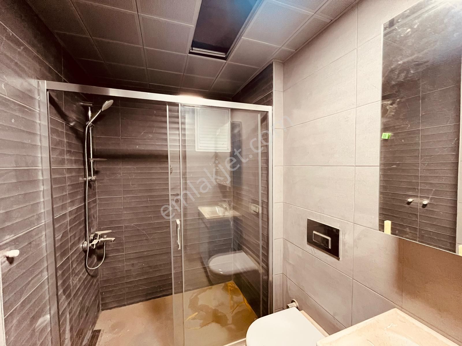 Çiğli Ataşehir'de Havuzlu Sitede 3+1 Kiralık Daire - Görsel 18