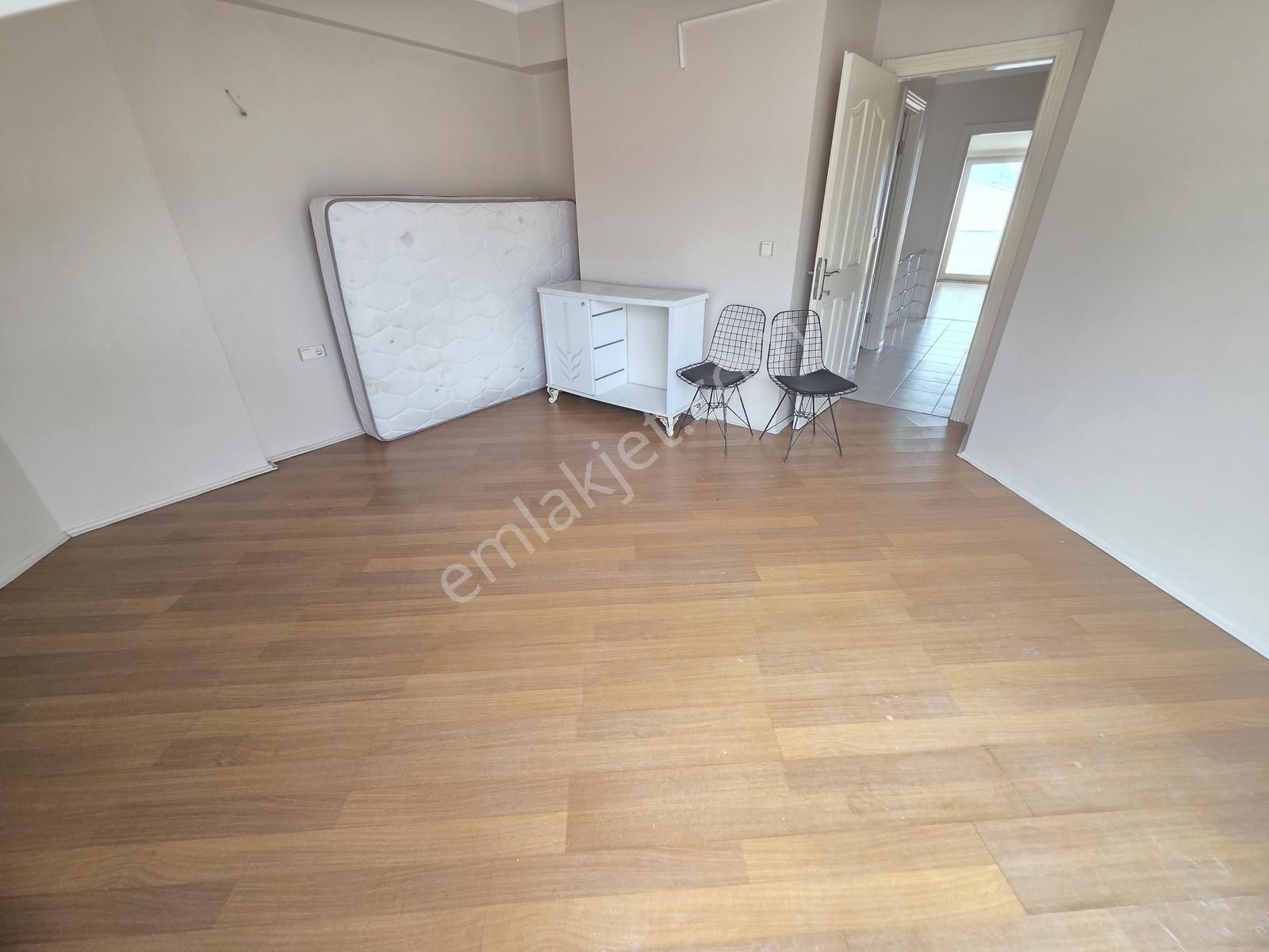 Marvera 'dan Merkezde Genç Binada 3+1 Satılık Dubleks Daire - Görsel 9