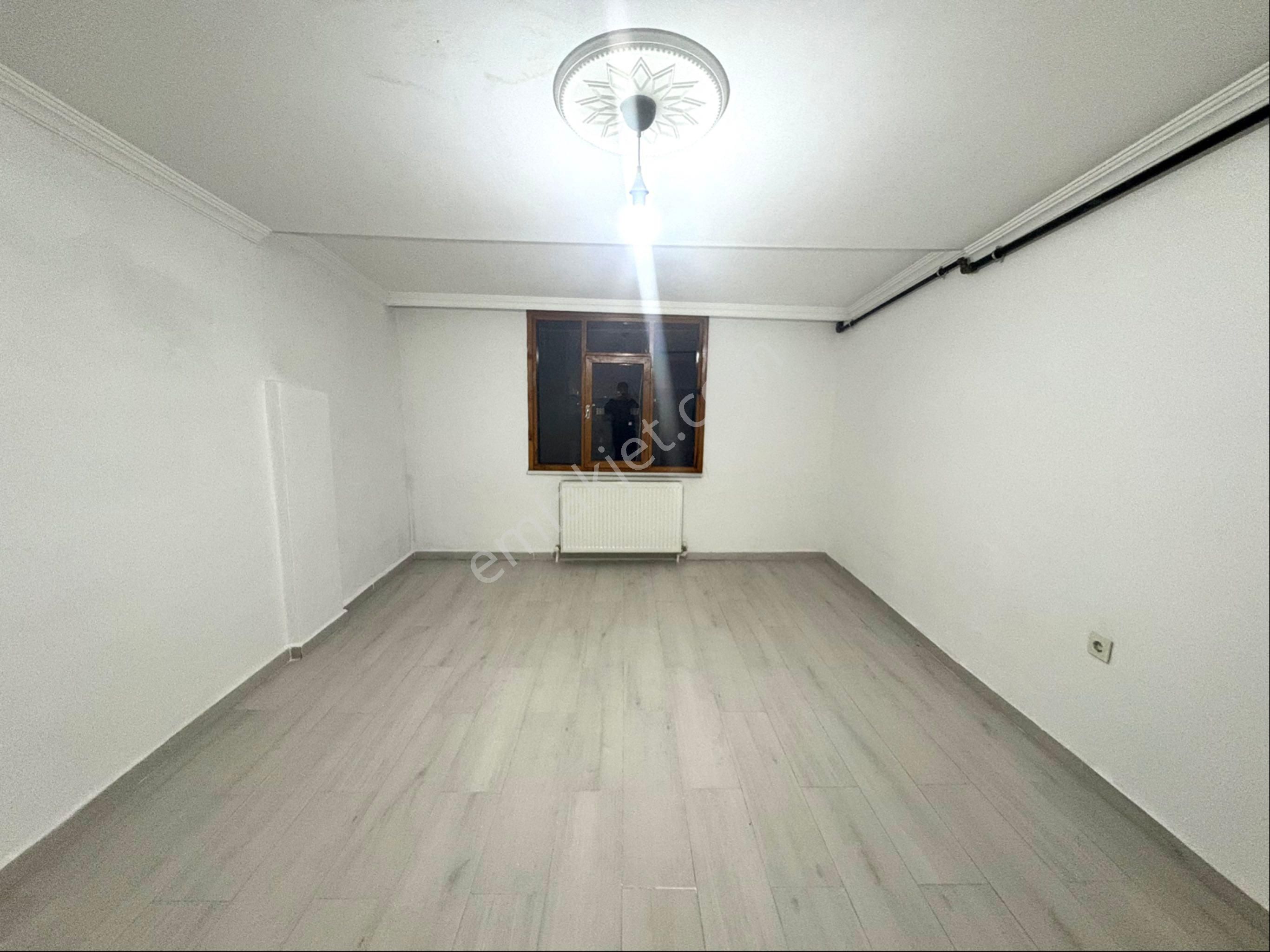 Emir Emlak’dan 1+1 5 Kat Yapılı Daire - Görsel 4