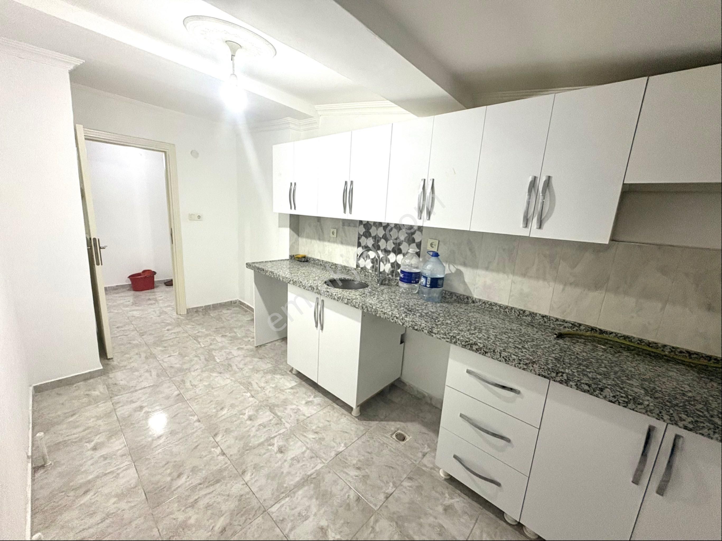 Emir Emlak’dan 1+1 5 Kat Yapılı Daire - Görsel 3