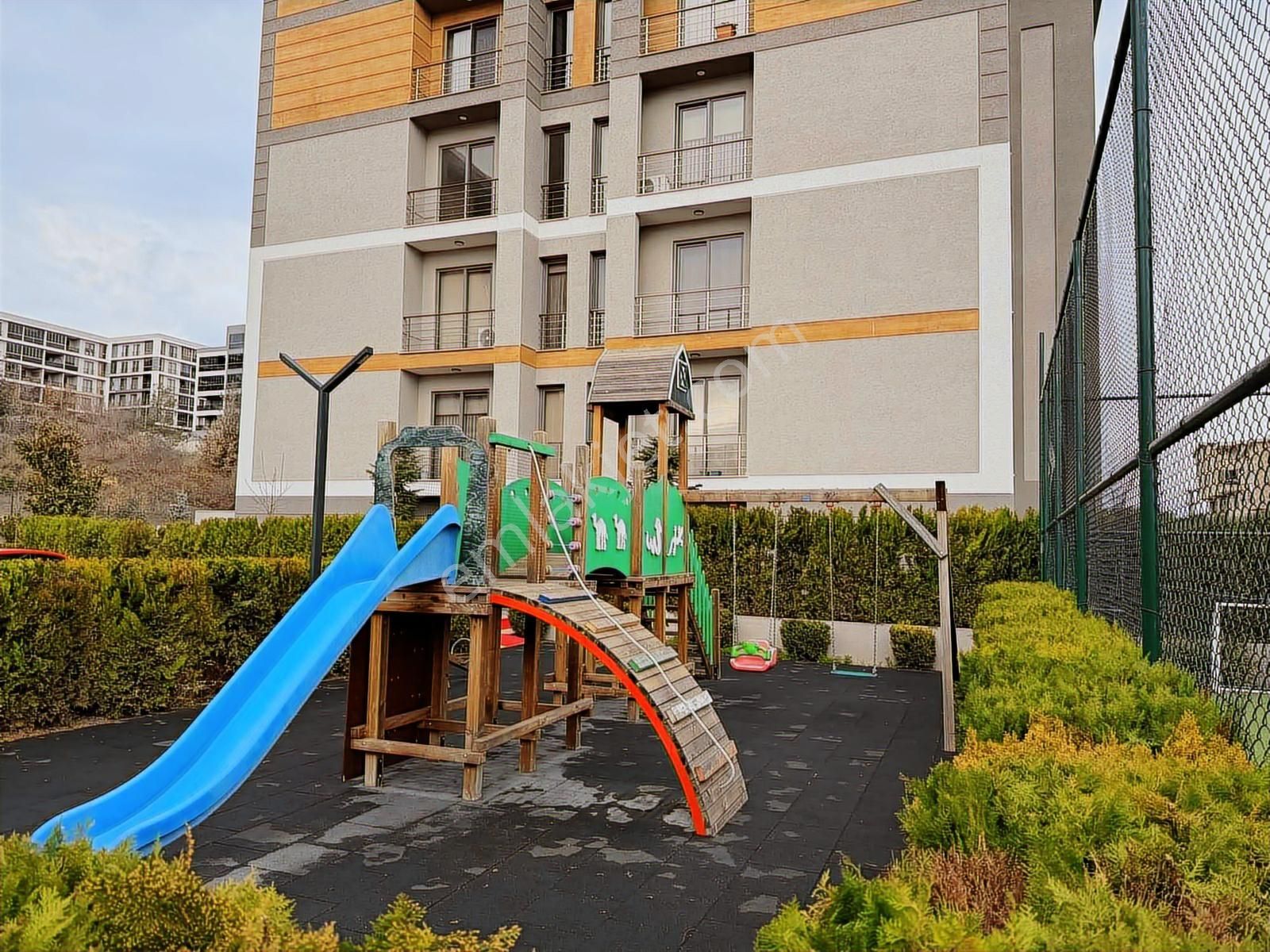 39 Ağustos Zafer Mah. Park Flora Kiralık 3+1 - Görsel 16