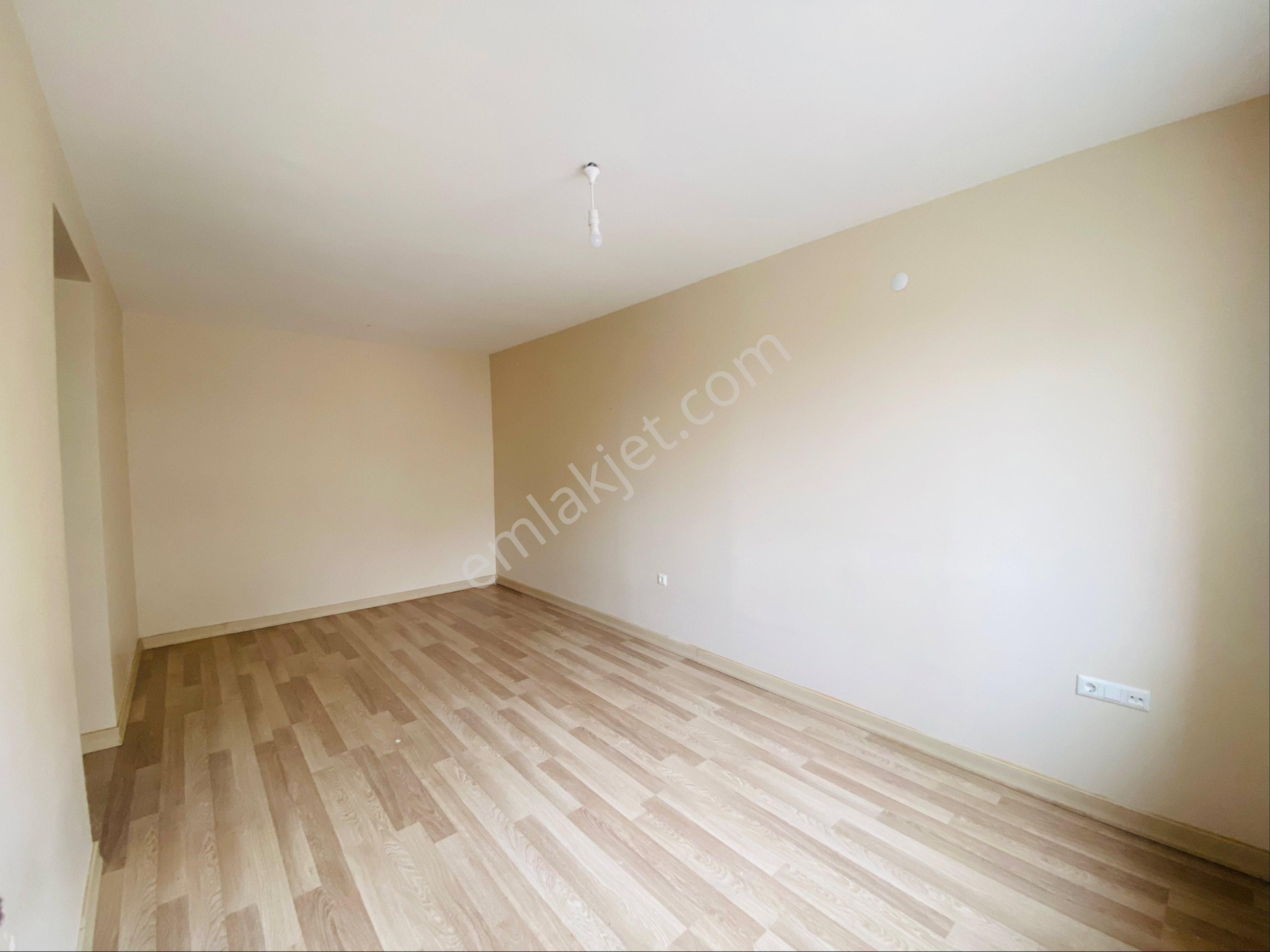 Cadde Seyran’dan Satılık Arakat 4+1 Sarı Toki Daires - Görsel 14