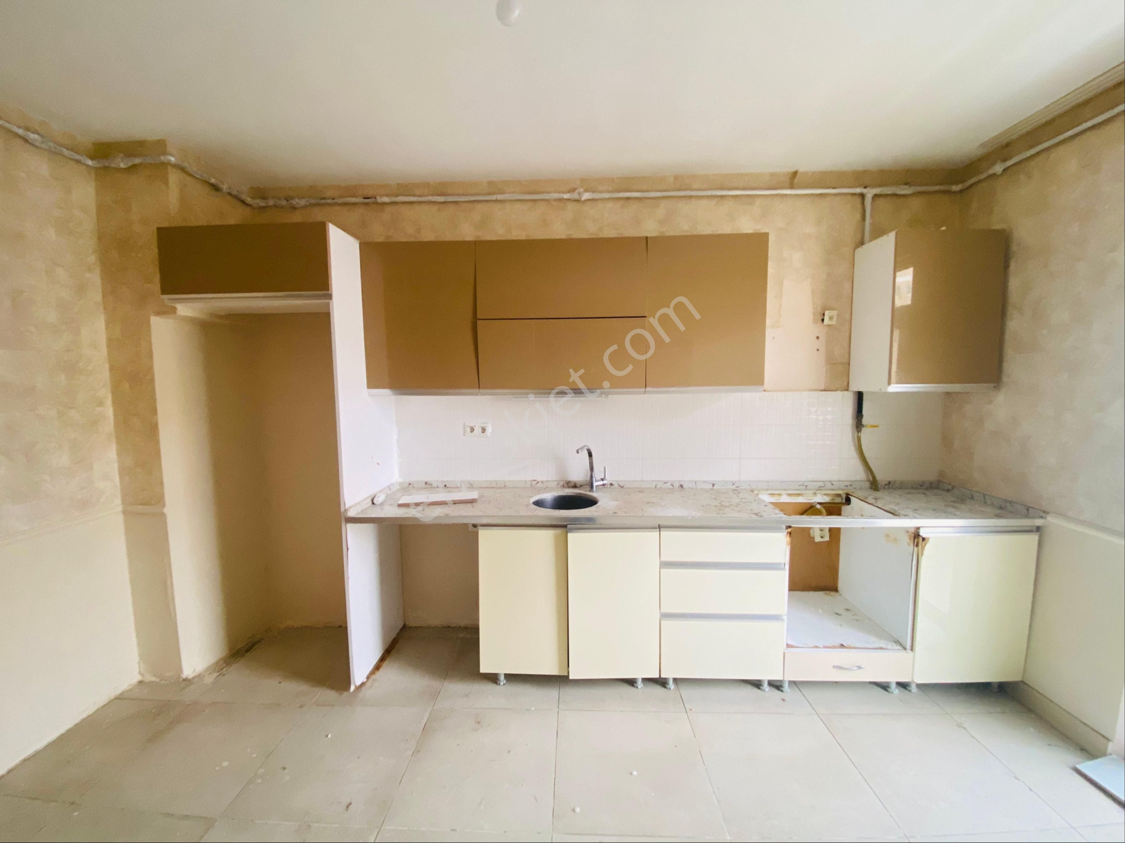 Cadde Seyran’dan Satılık Arakat 4+1 Sarı Toki Daires - Görsel 6