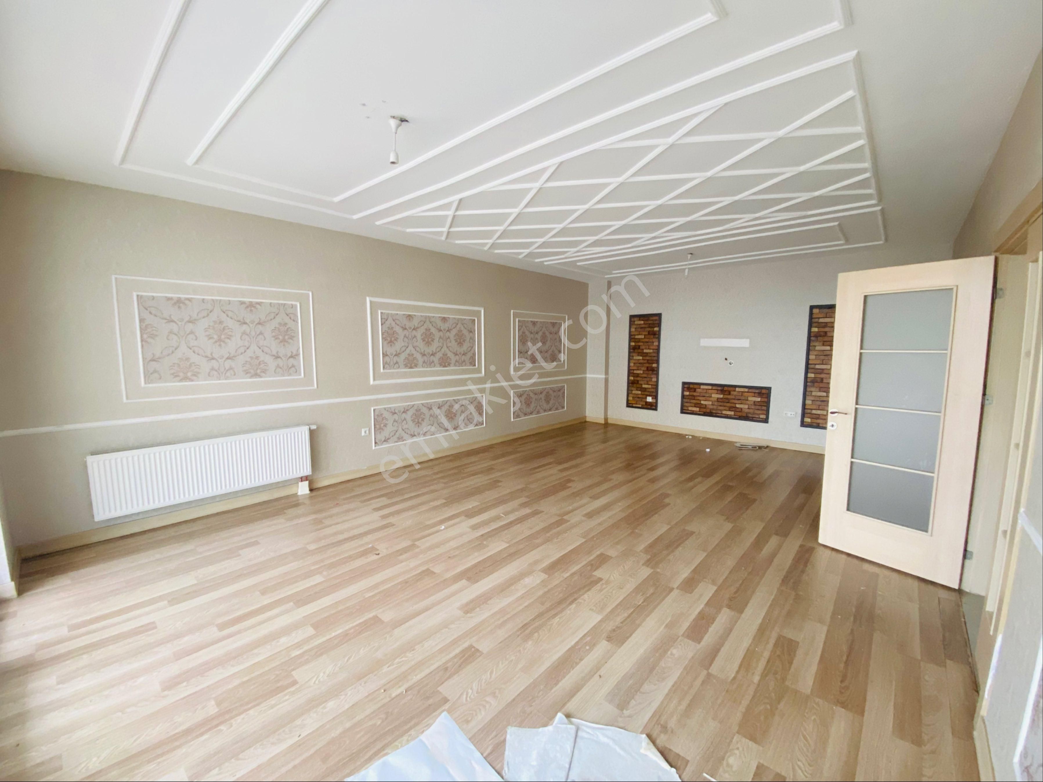 Cadde Seyran’dan Satılık Arakat 4+1 Sarı Toki Daires