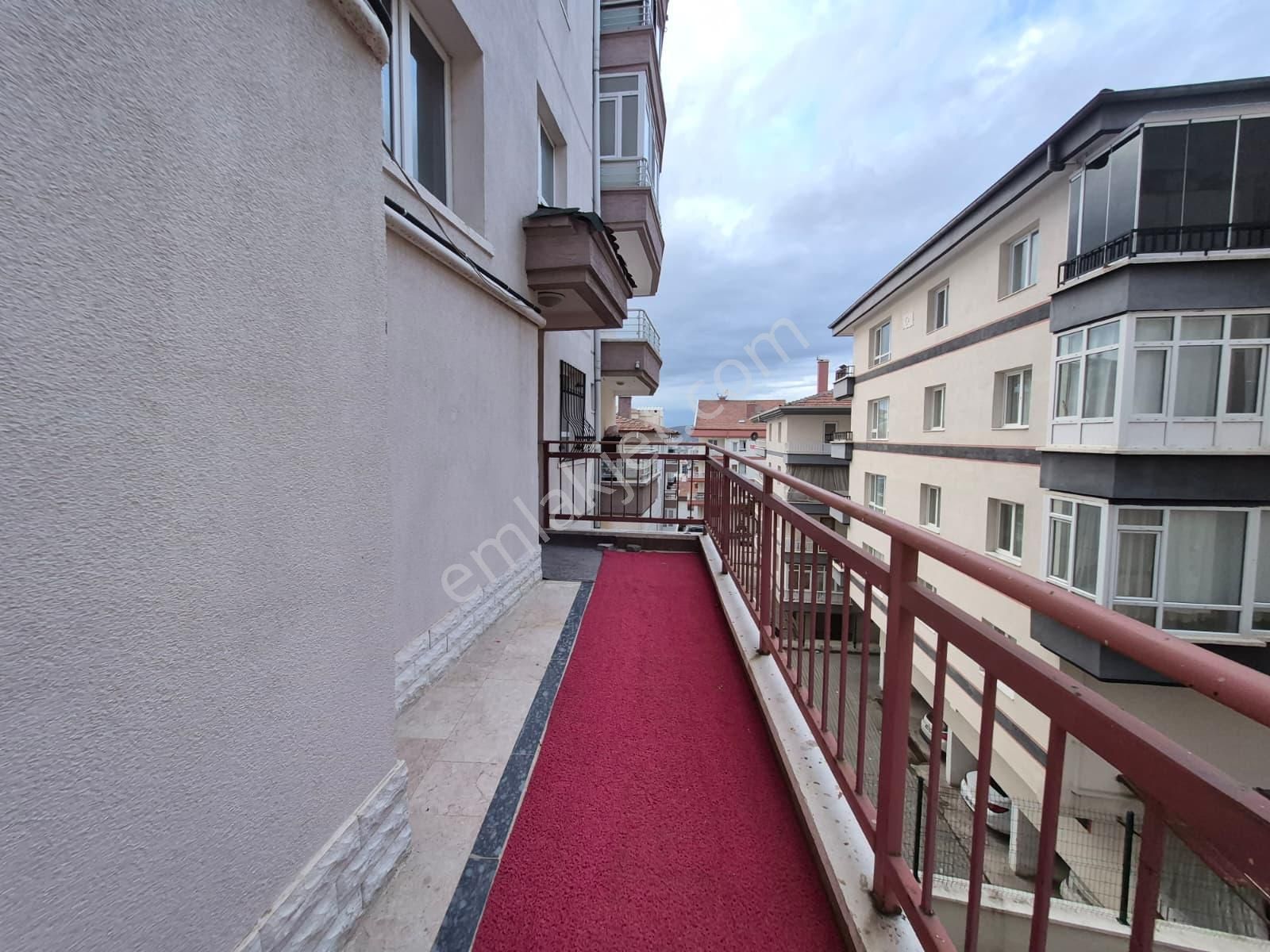 Atapark'ta Kiralık 3+1 Bağımsız Asansörlü - Görsel 33