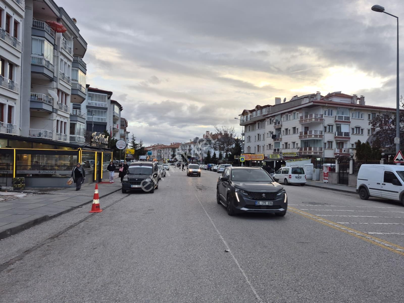 Atapark'ta Kiralık 3+1 Bağımsız Asansörlü - Görsel 29