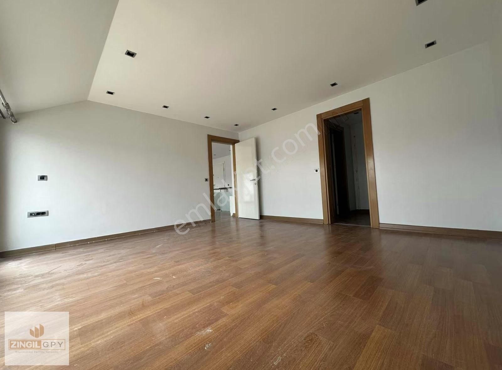 İstanbul Caddesinde Güney Cephe Orman Mazaralı 160m² Ferah 3+2 - Görsel 31