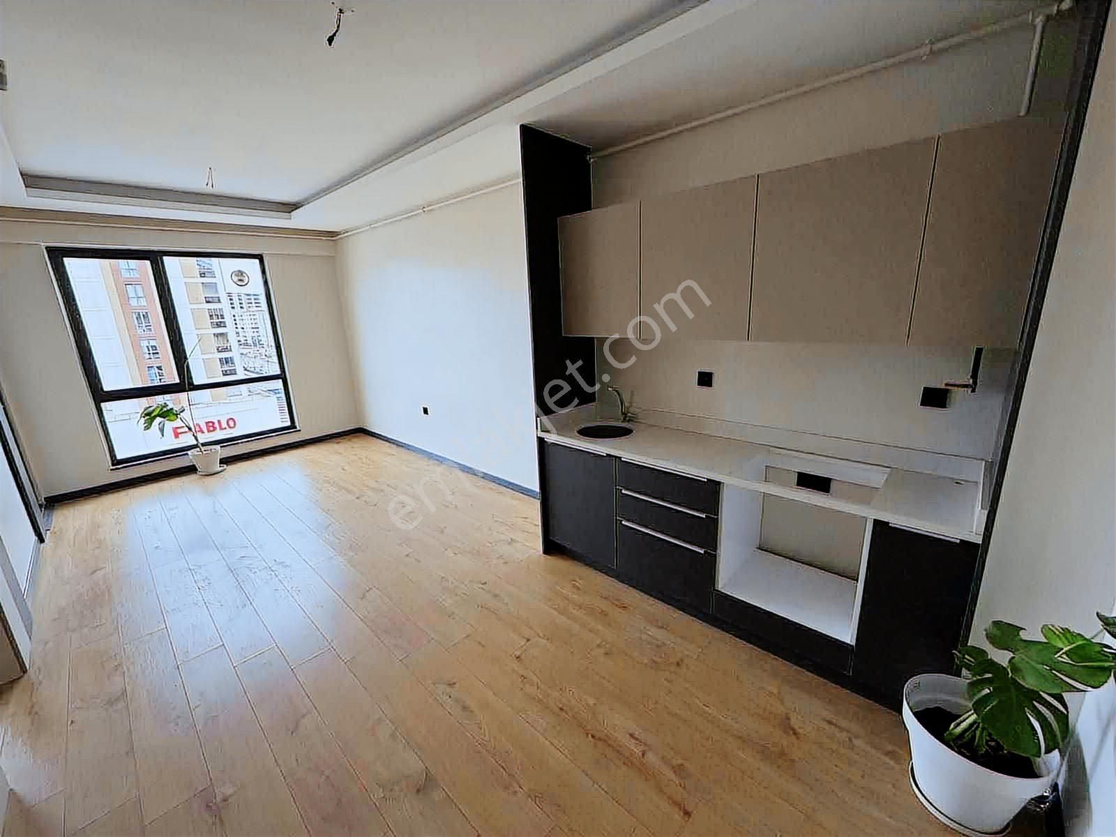 Akram'dan Ceylan Özlüce Plus'ta 1+1 Kiralık Daire