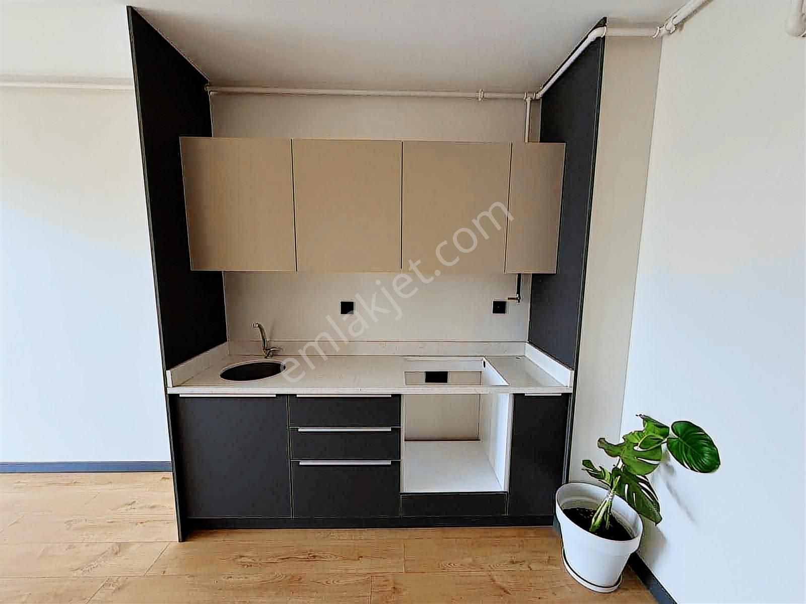 Akram'dan Ceylan Özlüce Plus'ta 1+1 Kiralık Daire - Görsel 5