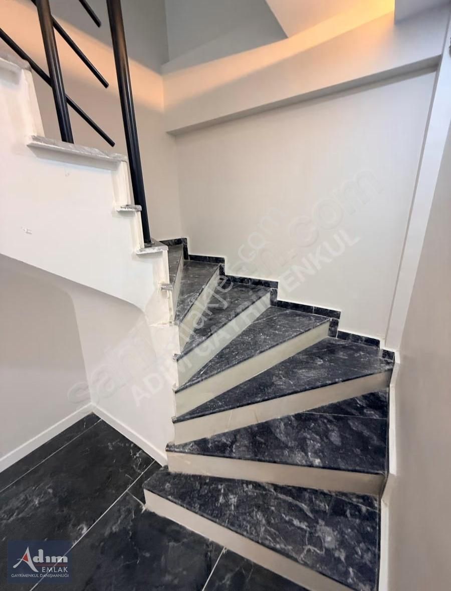 Adım Gayrimenkul/çamlıca Mh Vega Yak.e.banyolu Dubleks 170m2 3+1 - Görsel 2