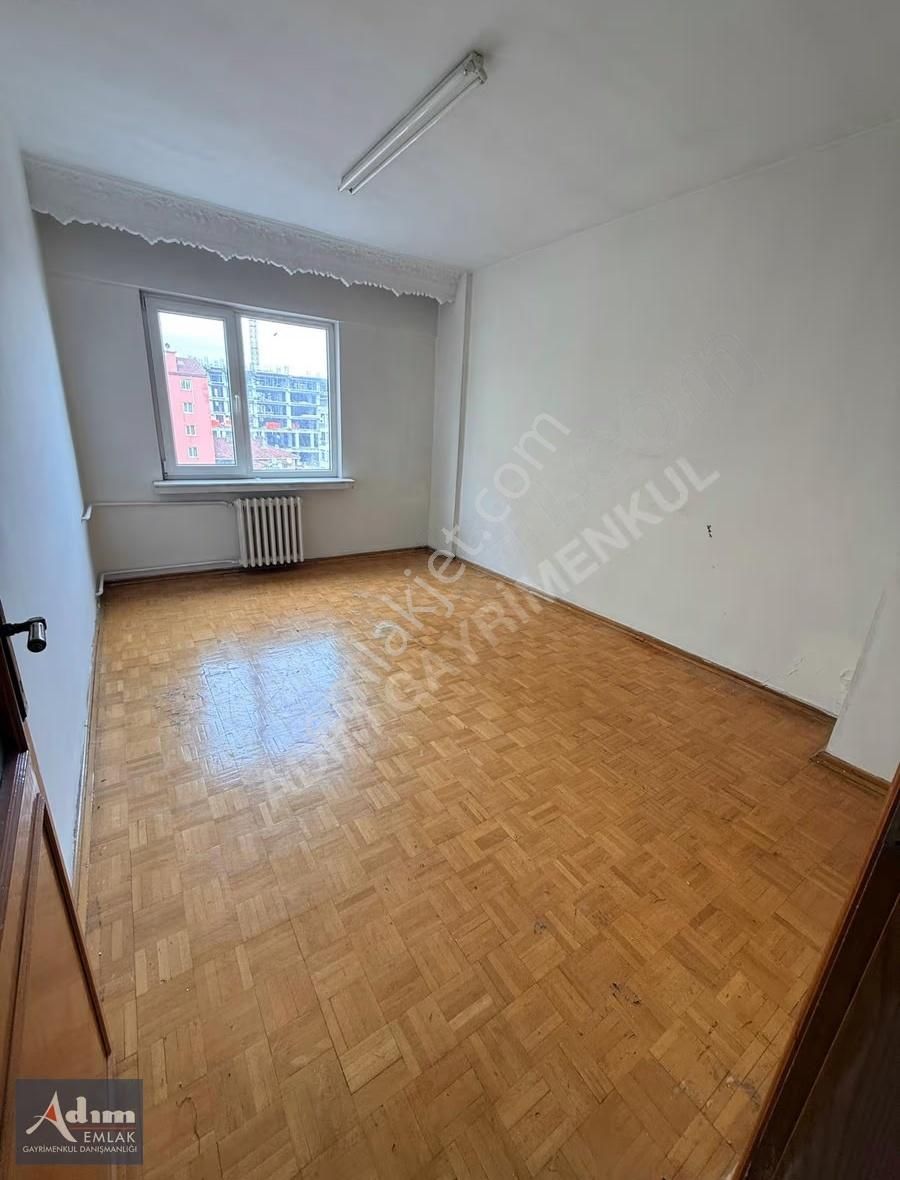 Adım Gayrimenkul/kurtuluş Mh Yunusemre Cd Üzerinde 140m2 3+1 - Görsel 22