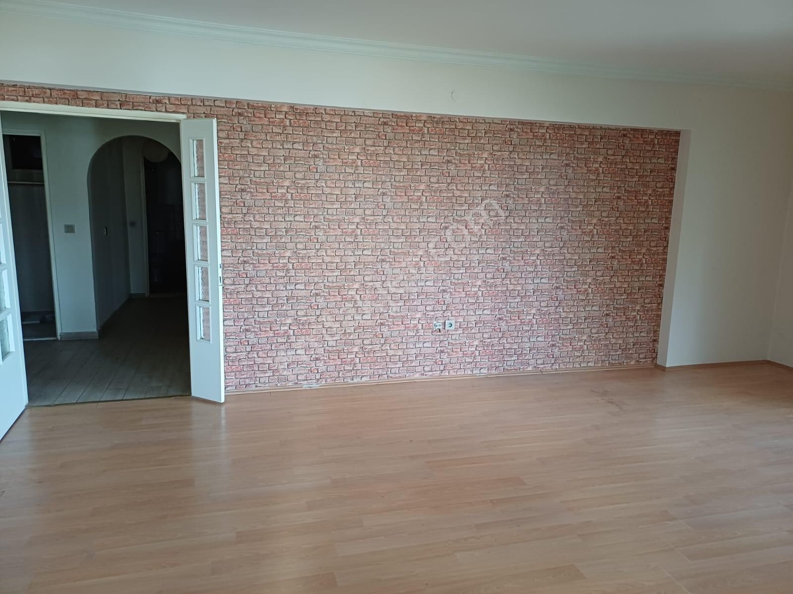 Gop Üst Koza Da Uğurmumcu Cad Yakın İçi Yapılı Kot 3 De 85m2 2+1 Bahçe Katı Kiralık Daire - Görsel 2