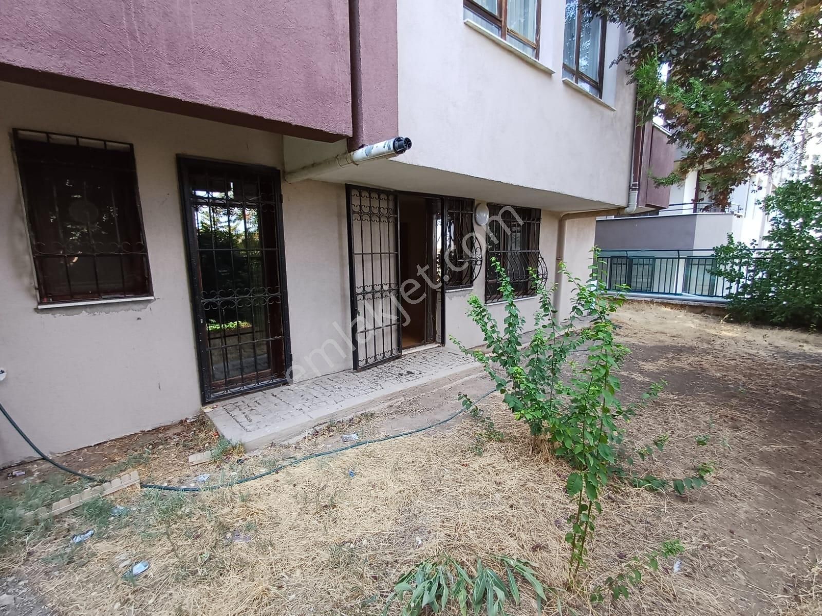 Gop Üst Koza Da Uğurmumcu Cad Yakın İçi Yapılı Kot 3 De 85m2 2+1 Bahçe Katı Kiralık Daire - Görsel 9
