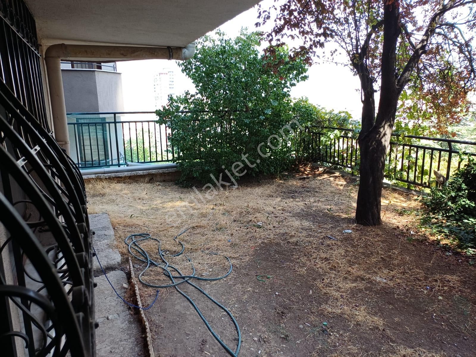 Gop Üst Koza Da Uğurmumcu Cad Yakın İçi Yapılı Kot 3 De 85m2 2+1 Bahçe Katı Kiralık Daire - Görsel 10