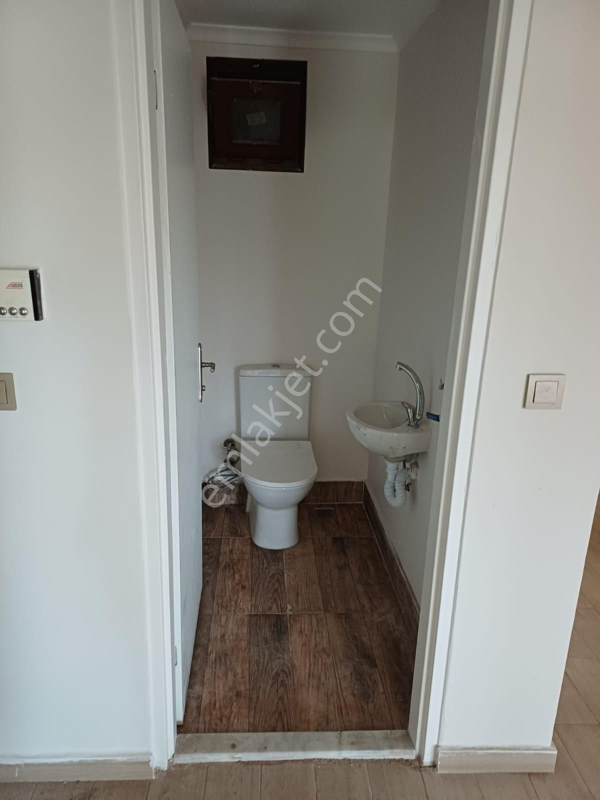 Gop Üst Koza Da Uğurmumcu Cad Yakın İçi Yapılı Kot 3 De 85m2 2+1 Bahçe Katı Kiralık Daire - Görsel 32