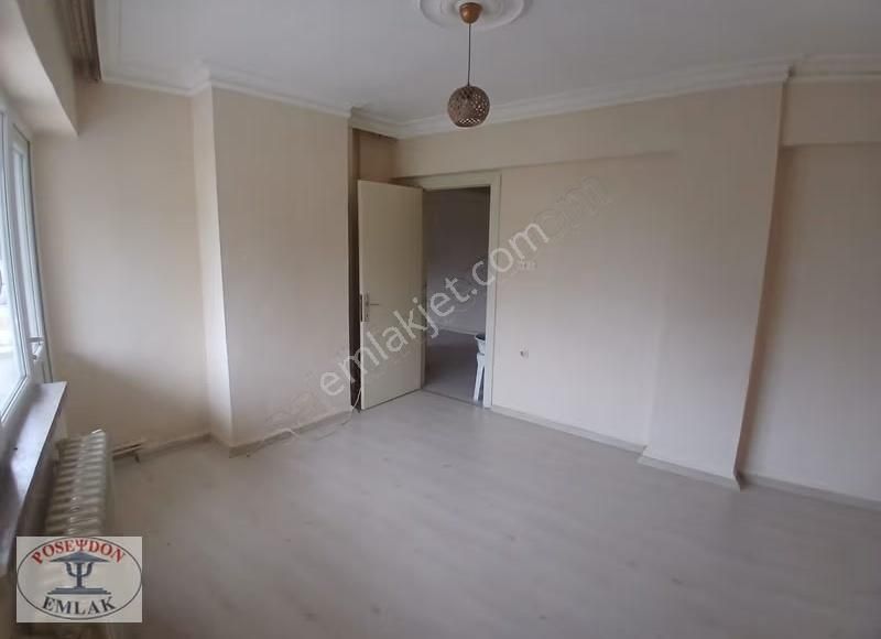 Çanakkale Merkez Eski Salı Pazarına Yakın 3+1 Daire - Görsel 5