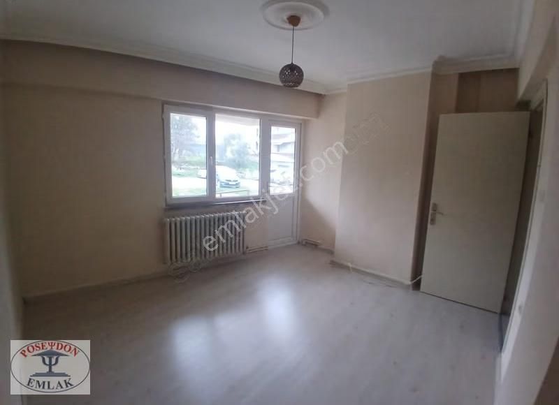 Çanakkale Merkez Eski Salı Pazarına Yakın 3+1 Daire - Görsel 2