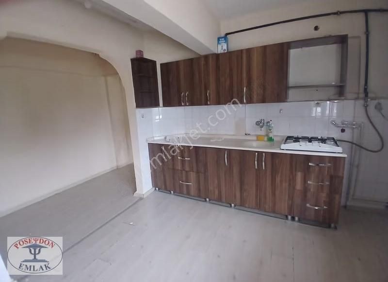 Çanakkale Merkez Eski Salı Pazarına Yakın 3+1 Daire - Görsel 3