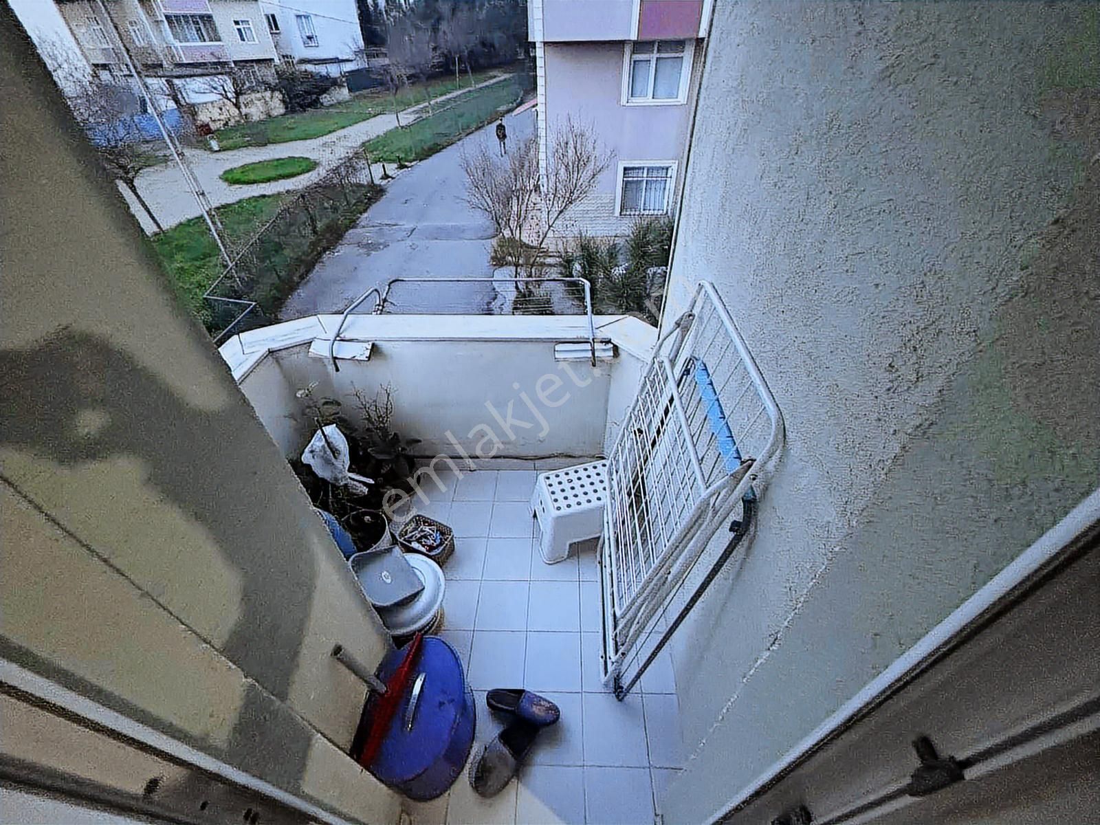 Tuzla İstasyonda Merkezi Konumlu Site İçi 2+1 Satılık Daire - Görsel 2