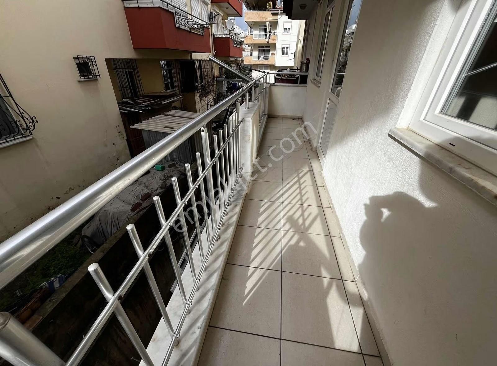 Öz Yıldız Emlaktan Emek Mahallesinde 2+1 Kiralık Daire - Görsel 3